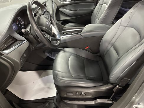 Used 2023 Buick Enclave Essence w/ Sport Touring Edition image 9