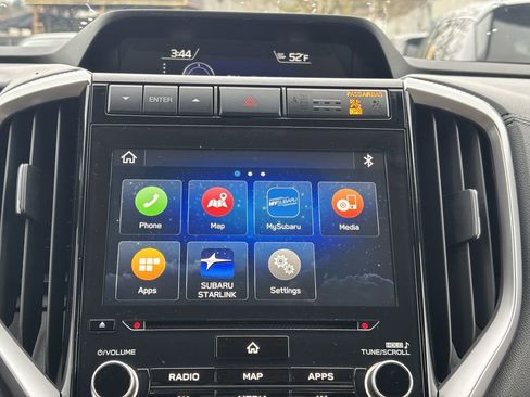 Used 2022 Subaru Ascent Limited w/ Technology Package image 18