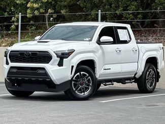 Used 2025 Toyota Tacoma TRD Sport RWD video 1