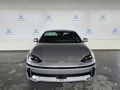 Used 2023 Hyundai Ioniq 6 SE image 2