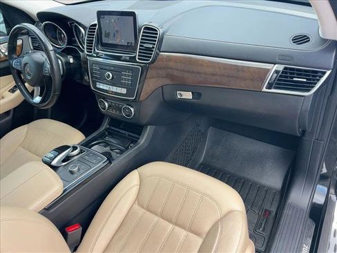 Certified 2019 Mercedes-Benz GLS 450 4MATIC image 27