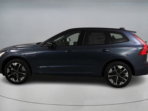 Used 2026 Volvo XC60 B5 Plus w/ Protection Package Premier AWD/4WD image 7