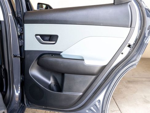 Used 2024 Hyundai Kona Limited image 23