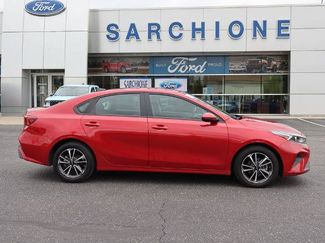 Used 2024 Kia Forte LXS FWD video 2