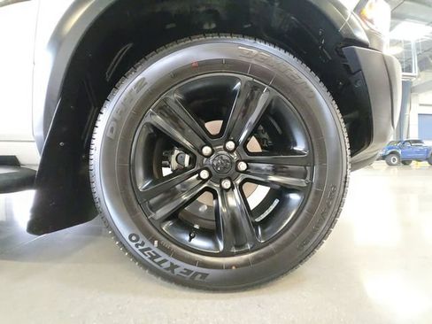 Used 2022 RAM 1500 Warlock AWD/4WD image 29