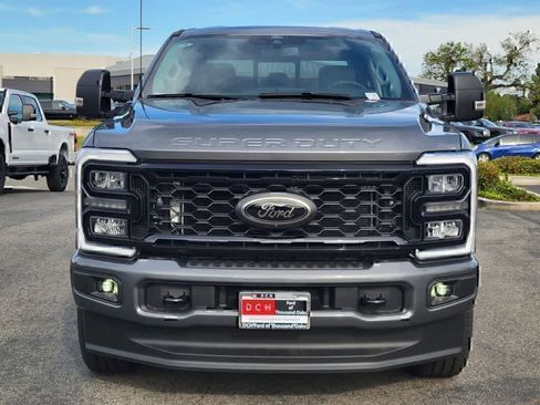 New 2026 Ford F250 4x4 Crew Cab Super Duty image 10