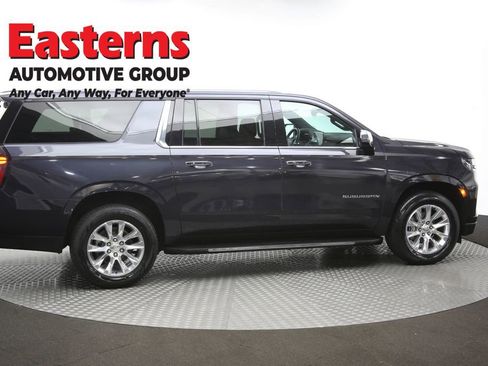 Used 2023 Chevrolet Suburban Premier image 44