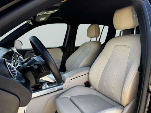 Used 2025 Mercedes-Benz GLB 250 image 19