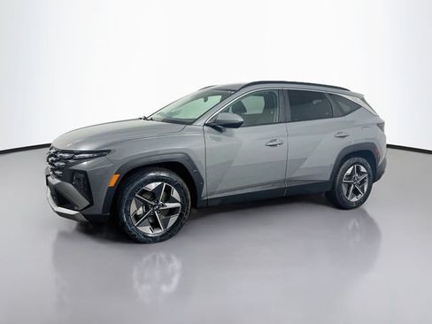 Used 2025 Hyundai Tucson SEL FWD image 5