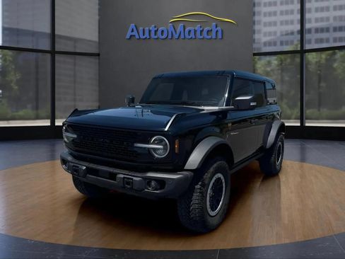 Used 2025 Ford Bronco Badlands AWD/4WD image 4