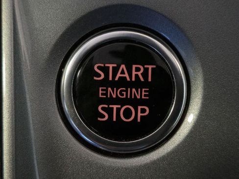 Used 2024 Nissan Altima 2.5 S FWD image 17
