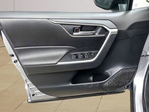 Certified 2025 Toyota RAV4 XLE AWD/4WD image 18
