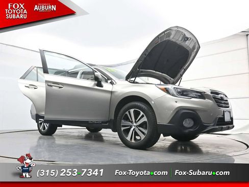 Used 2019 Subaru Outback 2.5i Limited AWD/4WD image 37
