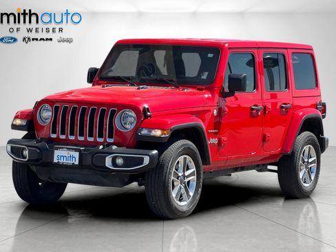 Used 2023 Jeep Wrangler Unlimited Sahara AWD/4WD image 9
