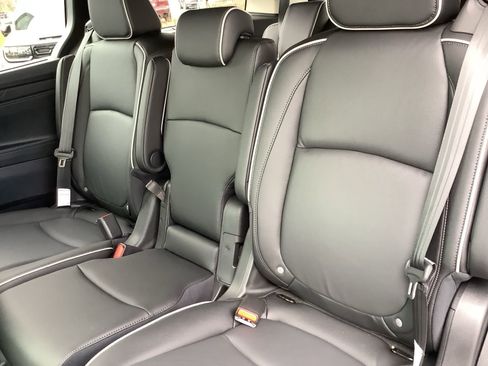 New 2026 Honda Odyssey Touring image 20