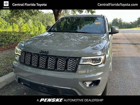 Used 2020 Jeep Grand Cherokee Altitude RWD image 1
