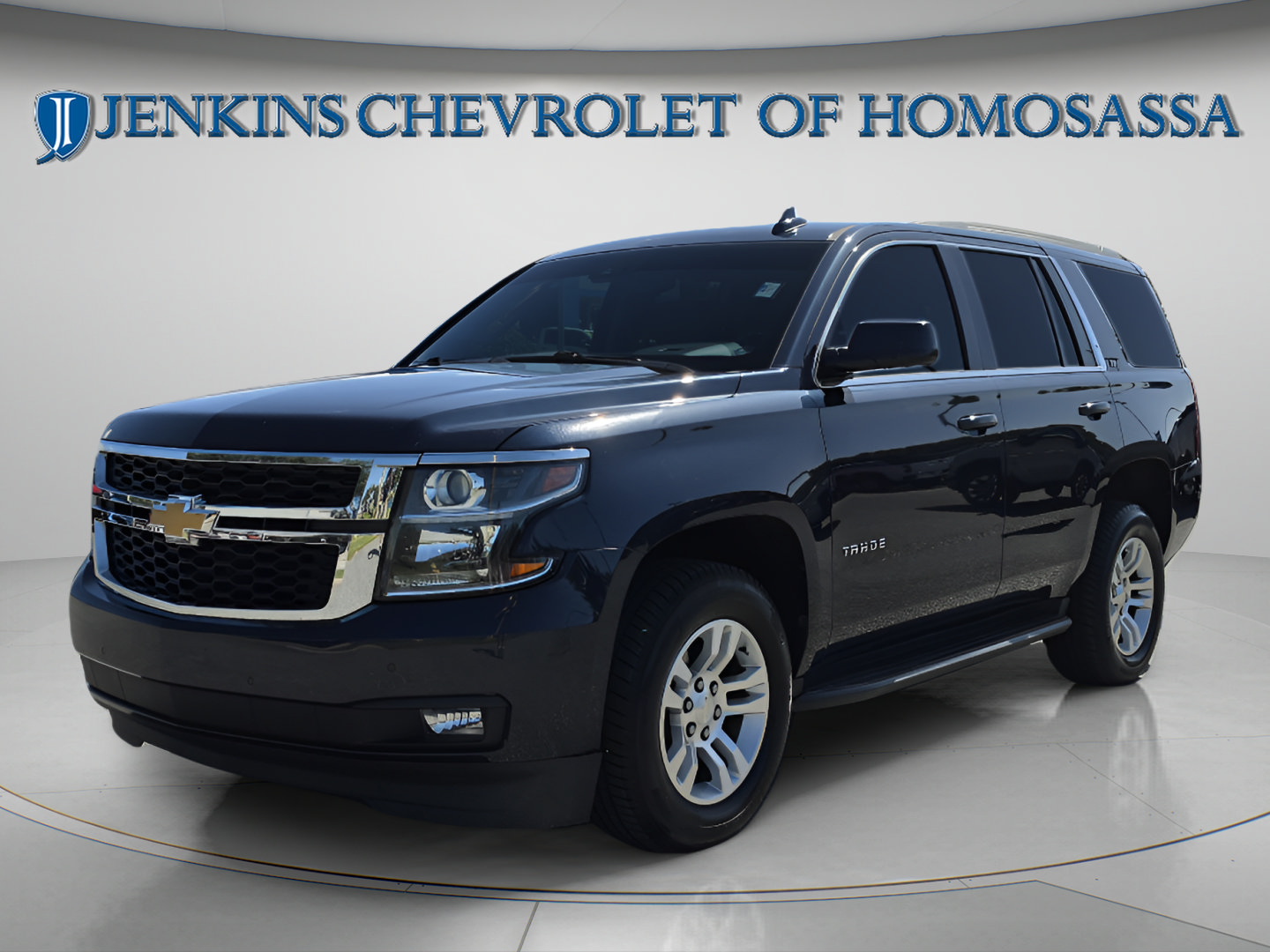 Used 2020 Chevrolet Tahoe LT w/ Luxury Package RWD image 11