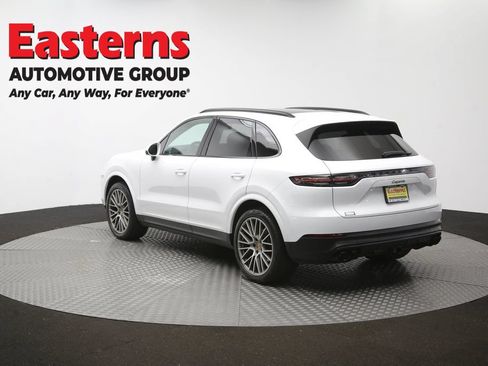 Used 2023 Porsche Cayenne Platinum Edition AWD/4WD image 72