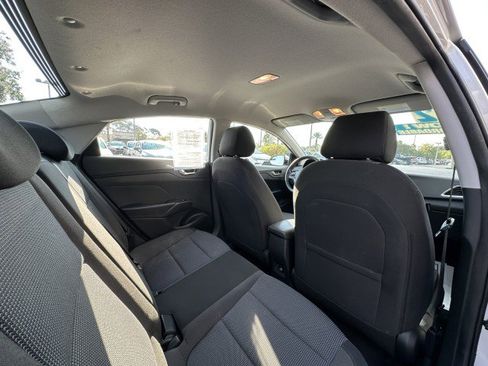 Used 2022 Hyundai Accent SEL image 22