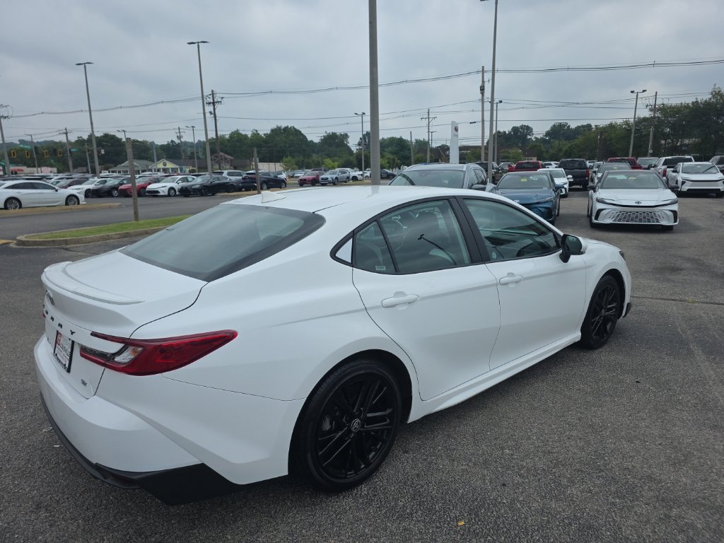 Certified 2025 Toyota Camry SE FWD image 4