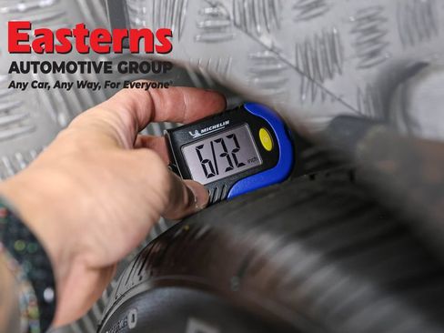 Used 2025 Ford Mustang Coupe RWD image 26