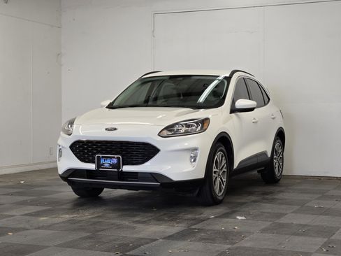 Certified 2022 Ford Escape SEL FWD image 4