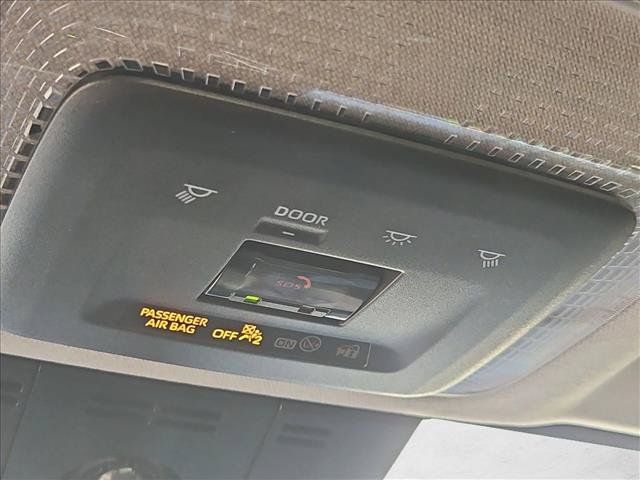 Used 2025 Toyota Prius LE FWD image 20