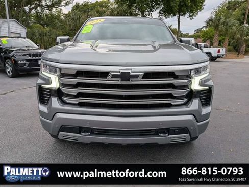 Used 2023 Chevrolet Silverado 1500 High Country w/ Technology Package AWD/4WD image 9