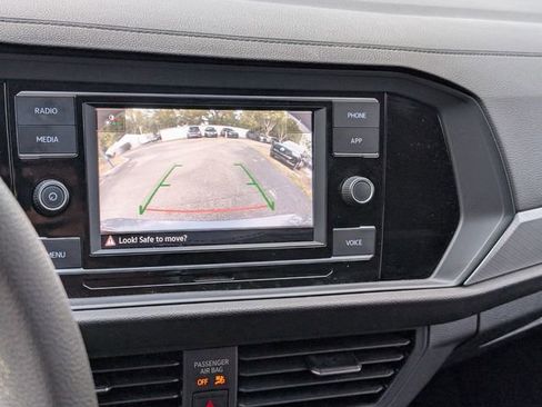 Used 2023 Volkswagen Jetta S image 23