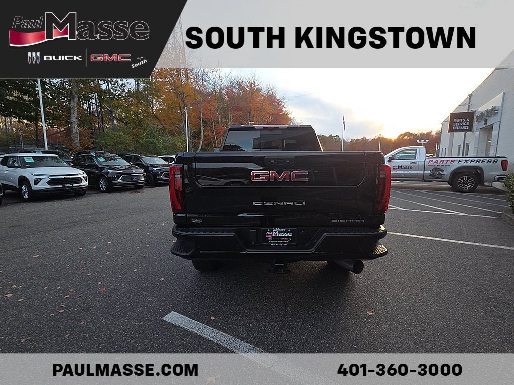 Used 2024 GMC Sierra 2500 Denali w/ Denali Reserve Package AWD/4WD image 6