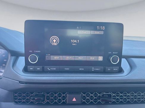 Certified 2023 Honda Accord LX image 22