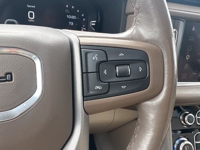 Used 2023 GMC Yukon Denali w/ Advanced Technology Package AWD/4WD image 38