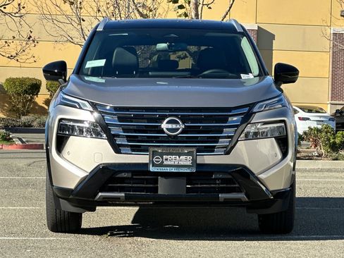 New 2026 Nissan Rogue Platinum w/ Platinum Premium Package image 6