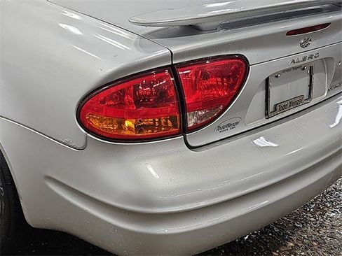 Used 2001 Oldsmobile Alero GL w/ Special Edition Pkg image 28