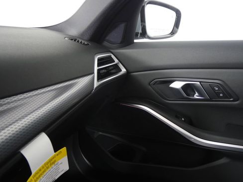 New 2026 BMW 330i Sedan w/ M Sport Package image 24