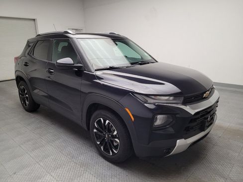 Used 2021 Chevrolet TrailBlazer LT w/ Convenience Package FWD image 13
