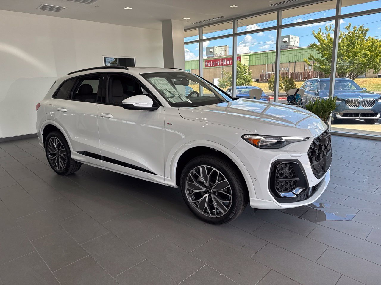 New 2026 Audi Q5 Premium Plus AWD/4WD image 1