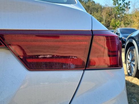 Used 2021 MAZDA CX-9 Signature image 13