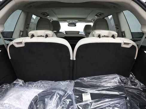 New 2026 Volvo XC90 T8 Ultra w/ Lounge Package AWD/4WD image 32