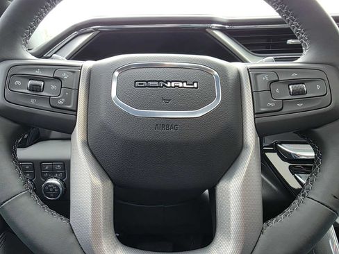 Used 2025 GMC Sierra 1500 Denali w/ Denali Reserve Package AWD/4WD image 25