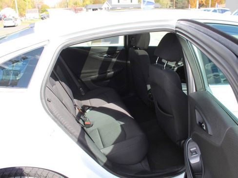 Used 2024 Chevrolet Malibu LT image 22