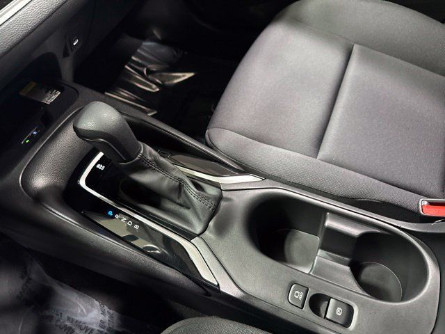 Used 2024 Toyota Corolla LE w/ LE Premium Package FWD image 18