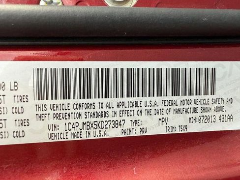 Used 2019 Jeep Cherokee Trailhawk w/ Cold Weather Group image 32