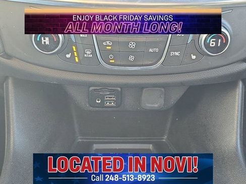 Used 2023 Chevrolet Traverse LT w/ LT Premium Package image 20