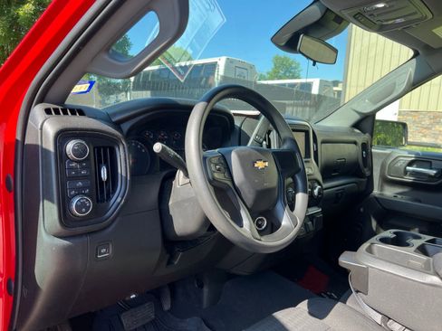 Used 2022 Chevrolet Silverado 1500 Custom AWD/4WD image 11