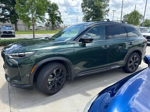 Certified 2026 INFINITI QX60 Autograph w/ Autograph Tech Package AWD/4WD image 1