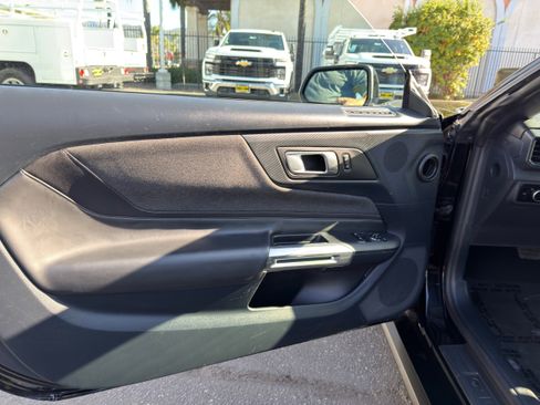 Used 2024 Ford Mustang Coupe image 16