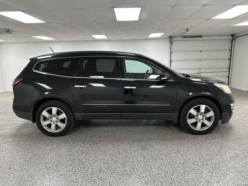 Used 2016 Chevrolet Traverse LTZ AWD/4WD image 9