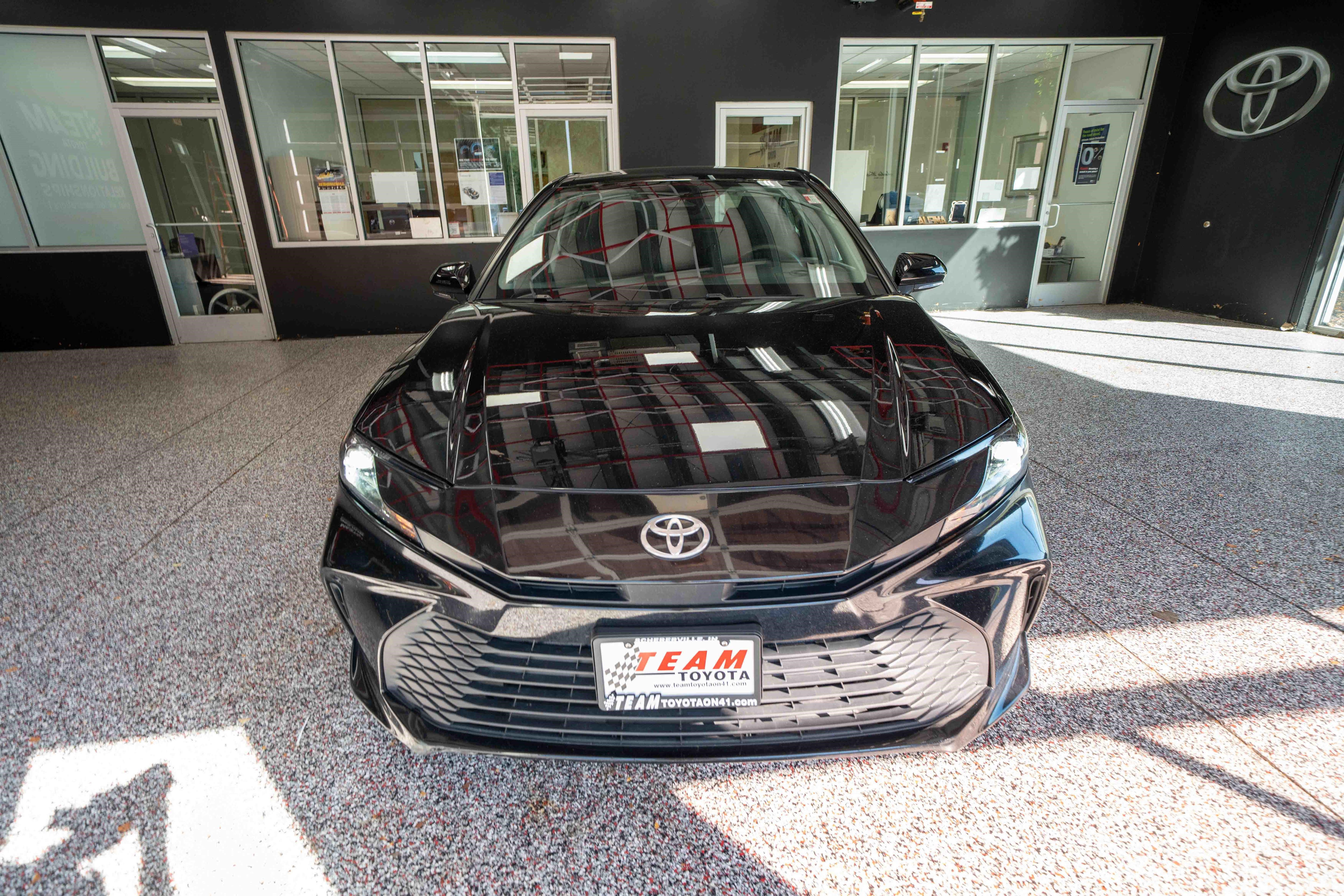 Used 2025 Toyota Camry LE FWD image 6