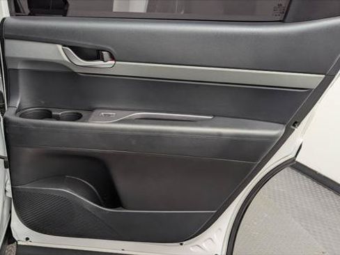 Used 2024 Hyundai Palisade SEL FWD image 19